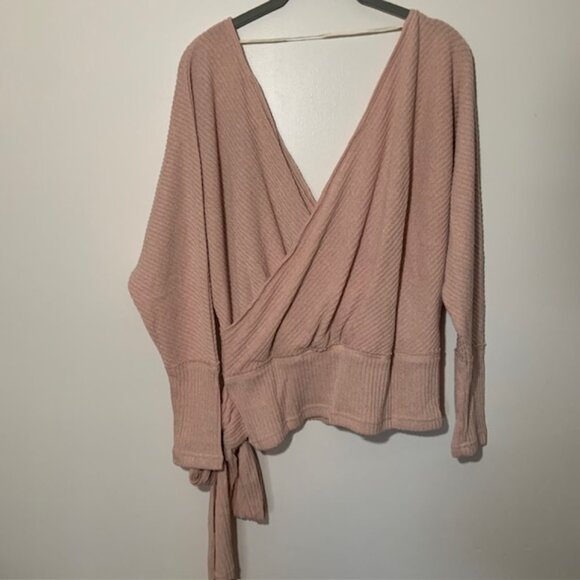 NWOT Style Rack Women's Wrap V-Neck Tie Front Deep Plunge Ribbed Shirt - Size M - Picture 5 of 8